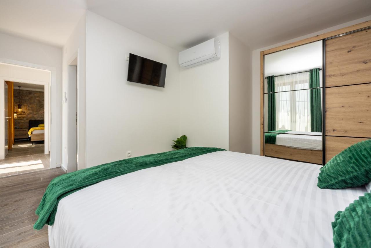 Villa Antani With Heated Pool, Sauna & Jacuzzi Crikvenica Eksteriør billede