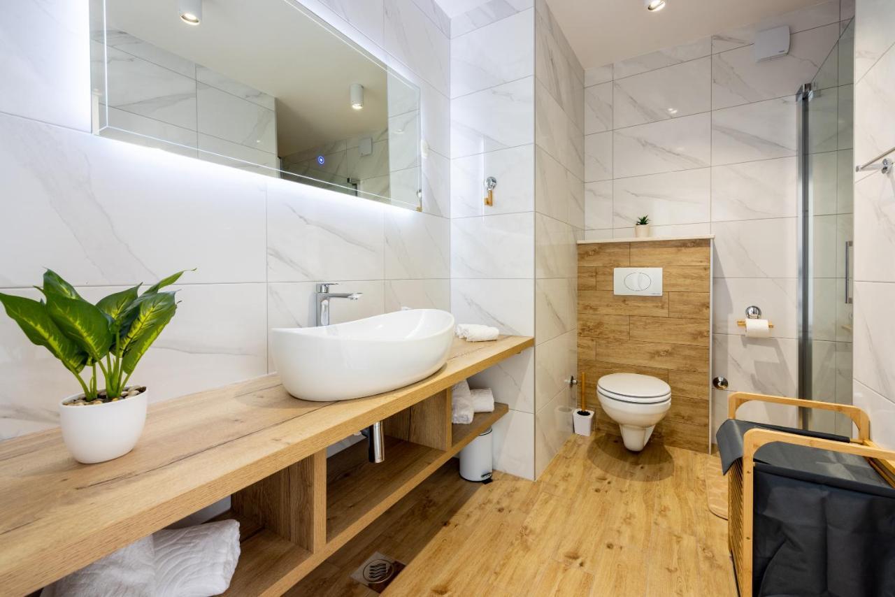 Villa Antani With Heated Pool, Sauna & Jacuzzi Crikvenica Eksteriør billede