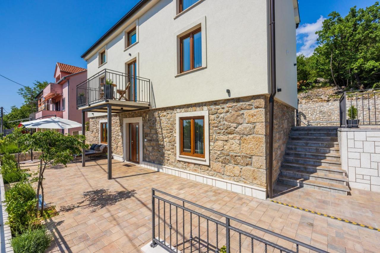 Villa Antani With Heated Pool, Sauna & Jacuzzi Crikvenica Eksteriør billede